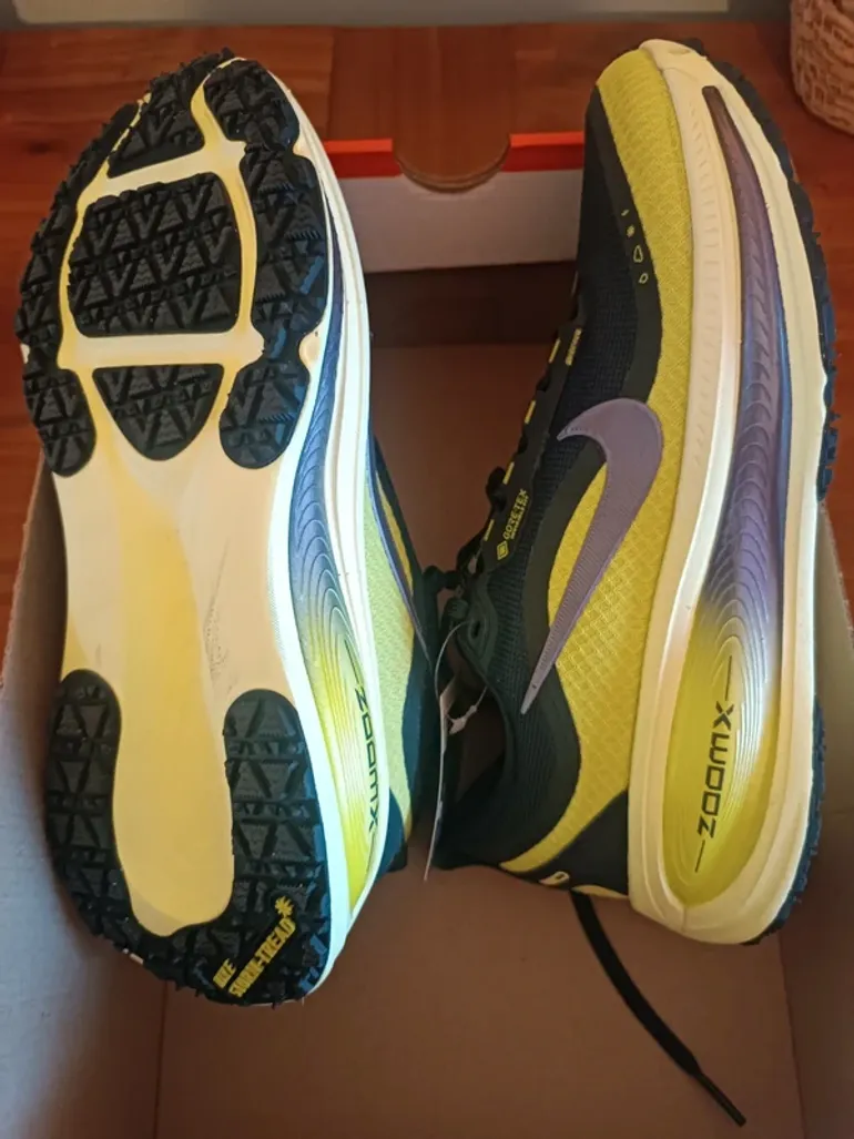 Käytetty Nike Vomero Gore-Tex bike — kuva 2 / 7