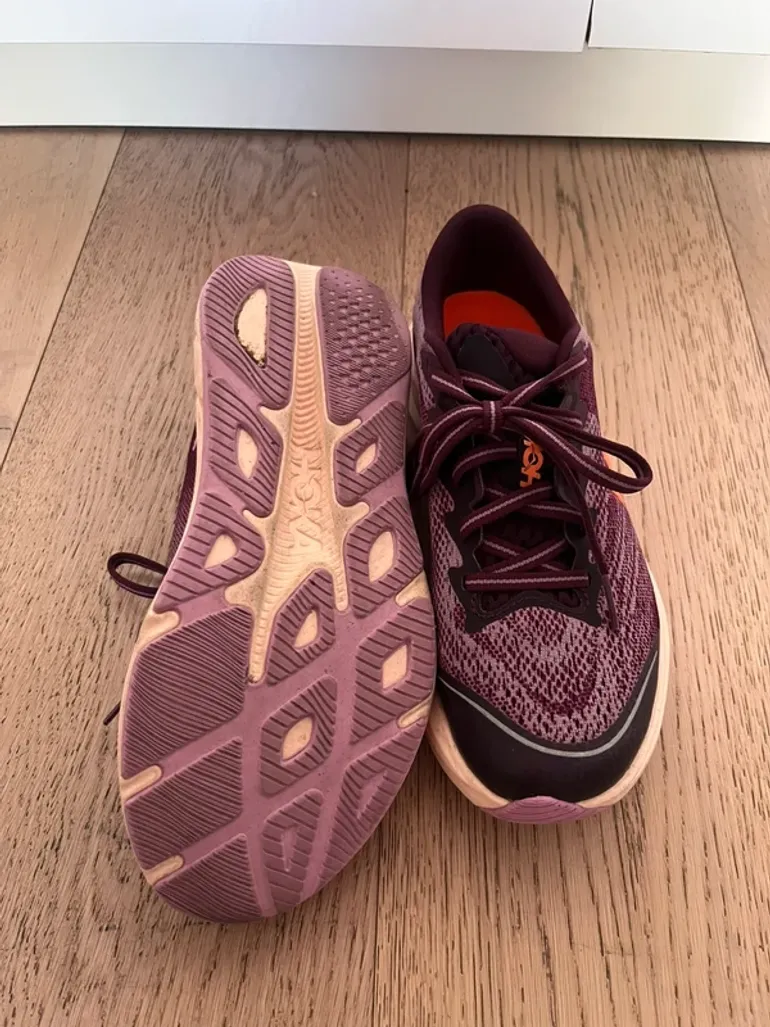 Gebrauchtes Hoka running shoes bike — Bild 5 von 5