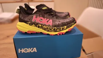 Hoka Speedgoat 6 bike usato — immagine 6 di 8