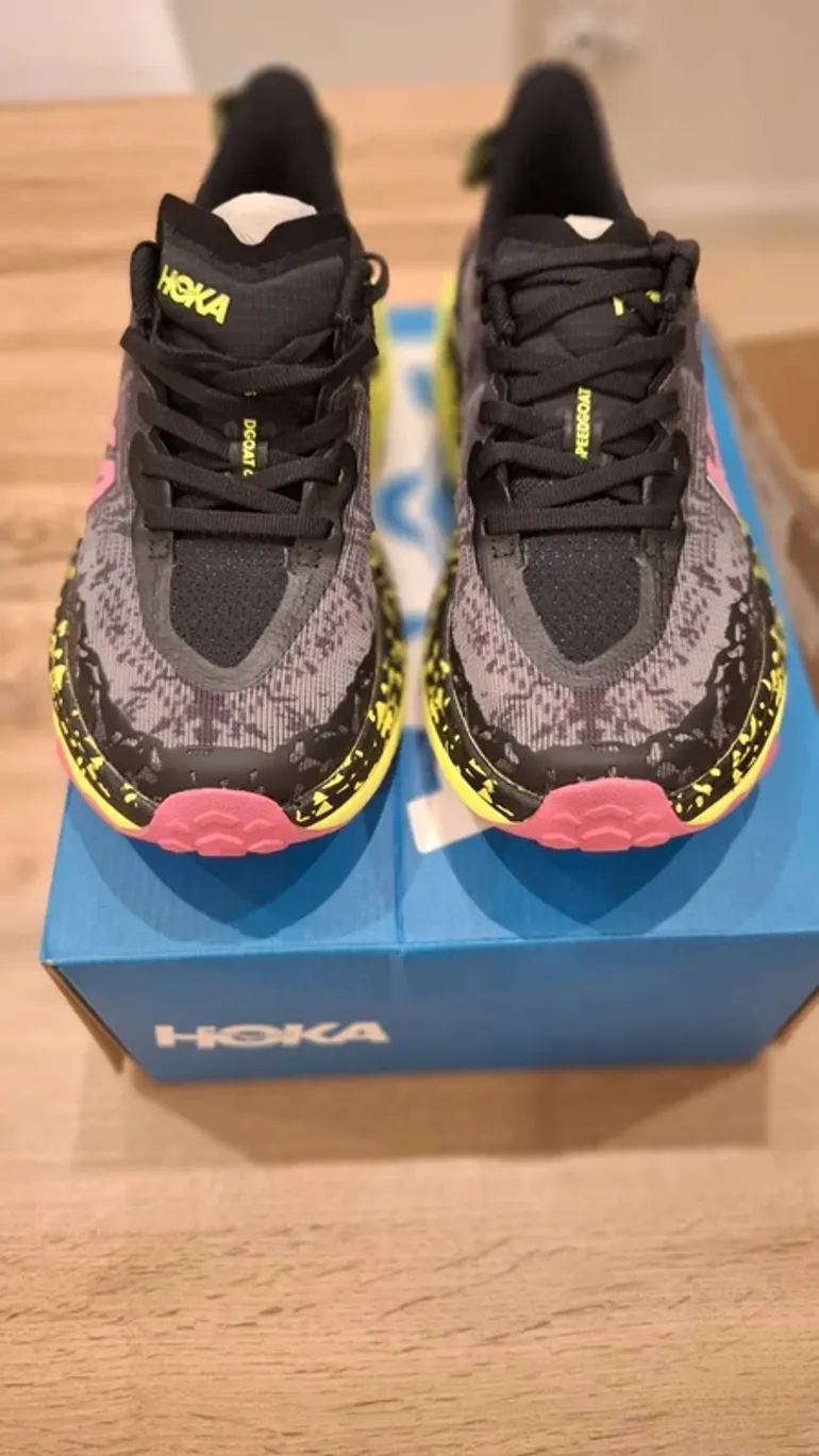 Hoka Speedgoat 6 bike usato — immagine 2 di 8