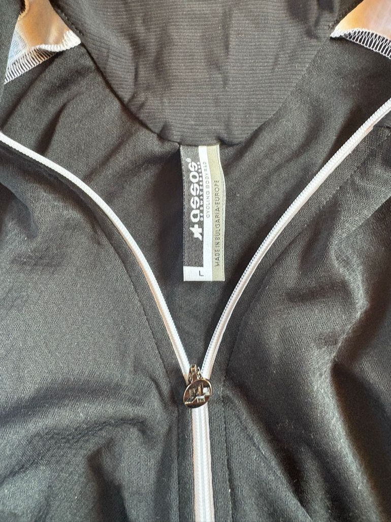 Używany Assos S5 Uno Jersey Size Large bike — zdjęcie 4 z 4