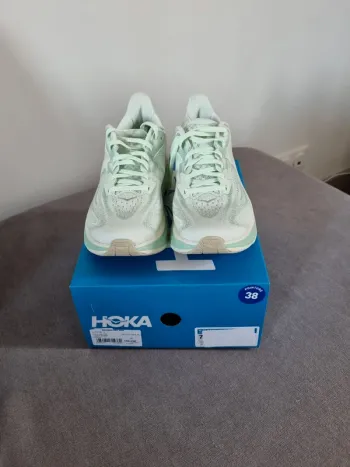 Hoka Clifton 10 bike usato — immagine 2 di 7