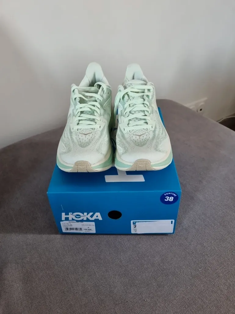 Hoka Clifton 10 bike usato — immagine 2 di 7