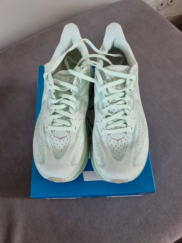 Hoka Clifton 10 bike usato — immagine 6 di 7