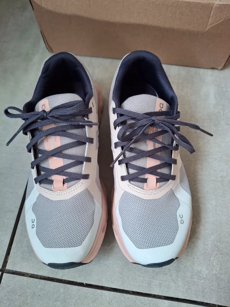 Used On Running Cloudrunner bike — image 2 of 10
