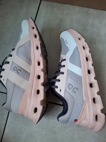 Used On Running Cloudrunner bike — image 5 of 10