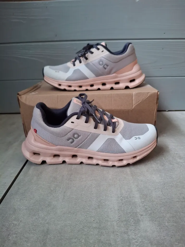 Used On Running Cloudrunner bike — image 1 of 10