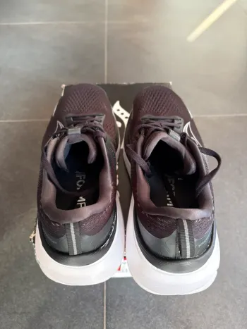 Tweedehands Saucony Guide 18 bike — afbeelding 3 van 7