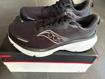 Tweedehands Saucony Guide 18 bike