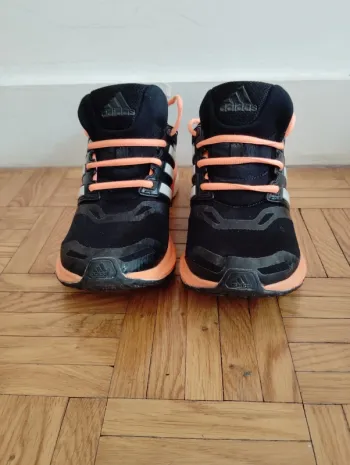 Gebrauchtes Adidas Baskets running noires, blanches, corail bike