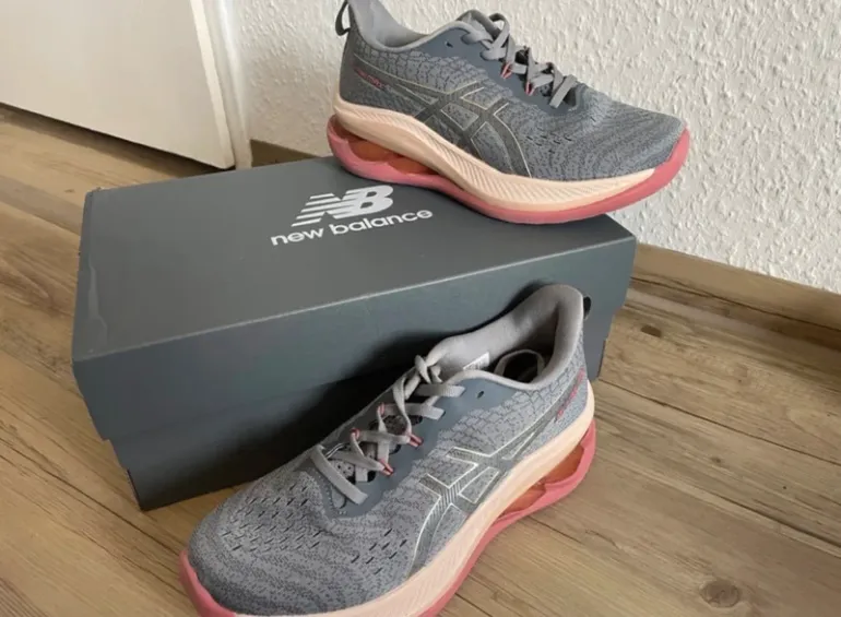 Used Asics Gel Kinsei Max bike — image 2 of 5