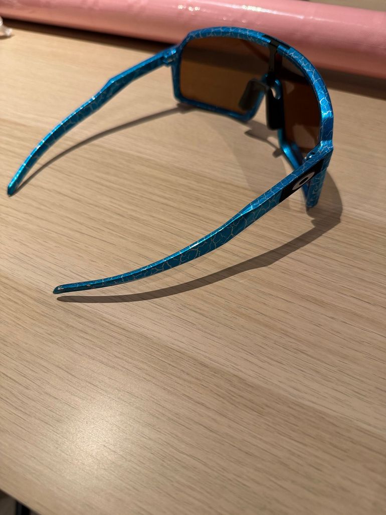 Used Oakley Sutro Sunglasses with Prizm Black Lenses 2025 bike — image 3 of 4