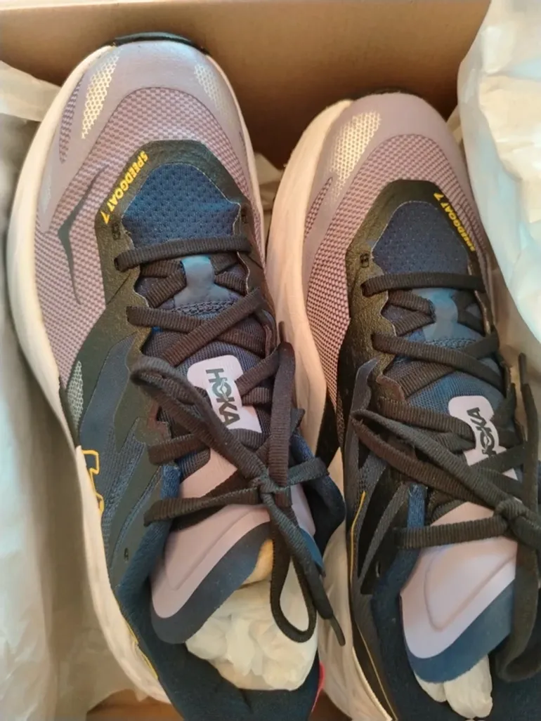 Used Hoka Speedgoat 7 bike — image 2 of 5