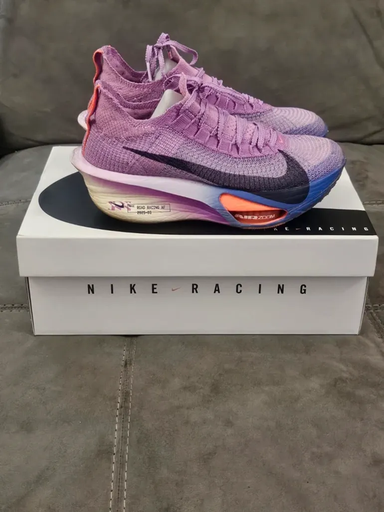 Tweedehands Nike Air Zoom Alphafly bike — afbeelding 3 van 10
