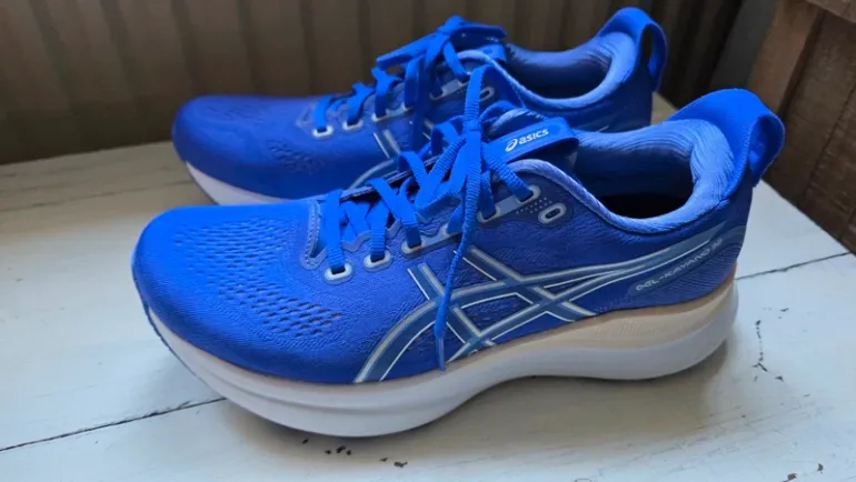 Used Asics Gel Kayano 32 bike — image 4 of 8