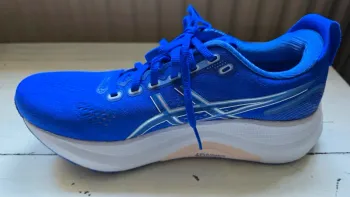 Used Asics Gel Kayano 32 bike — image 6 of 8