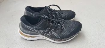 Asics Laufschuhe Gr. 41 bike de segunda mano