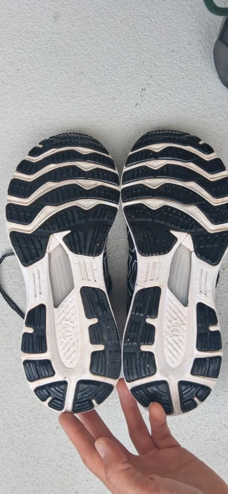 Asics Laufschuhe Gr. 41 bike de segunda mano — imagen 4 de 4