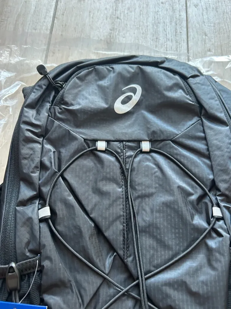 Used Lightweight Running Backpack bike — image 5 of 5