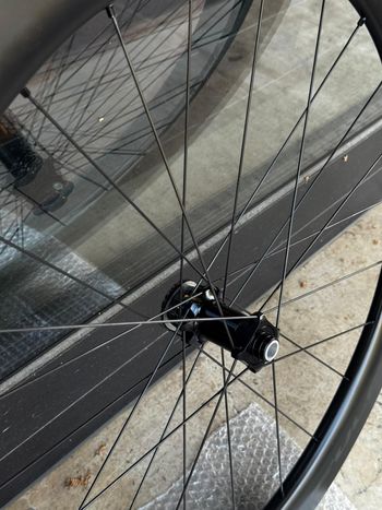 Fulcrum Wind 57 Carbon Wheelset 2025 bike d'occasion — image 9 sur 9
