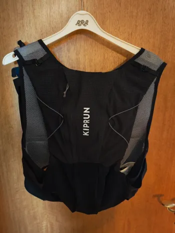 Tweedehands Decathlon Trailrunning Laufweste bike — afbeelding 10 van 10