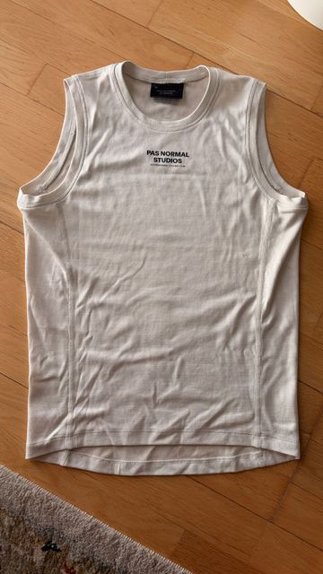 Pas Normal Studios Sleveless Base Layer Cycling Clothing usato