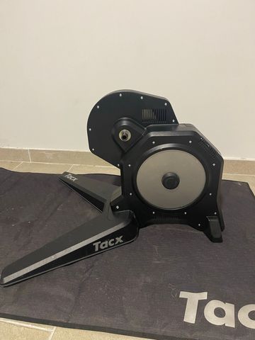 Used Tacx Flux S Smart Trainer Cycling Accessories