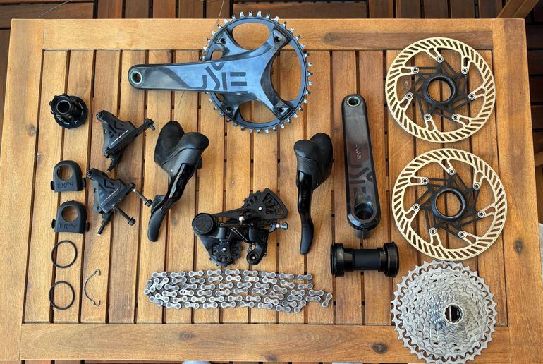 Used Campagnolo Ekar 13-speed Gravel Groupset bike — image 1 of 11