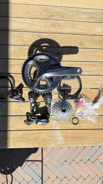 Used Shimano Ultegra R8000 Groupset 2022 bike — image 8 of 9