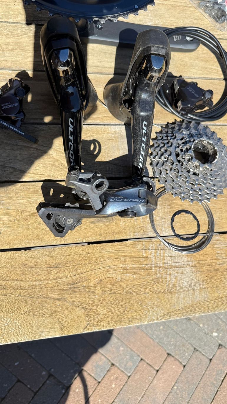 Used Shimano Ultegra R8000 Groupset 2022 bike — image 9 of 9