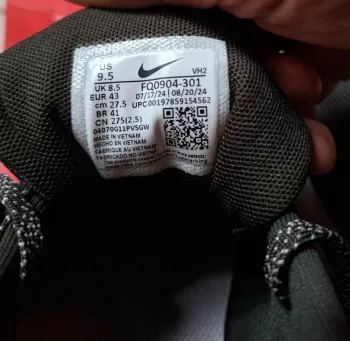 Nike ACG Juniper 3 bike usato — immagine 4 di 4