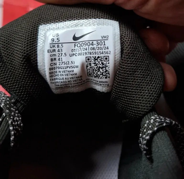 Nike ACG Juniper 3 bike usato — immagine 4 di 4
