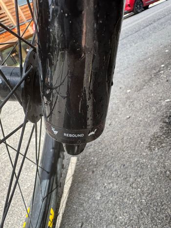 Käytetty RockShox Zeb R 170mm 29 Full Clear Protect 2023 bike — kuva 6 / 9