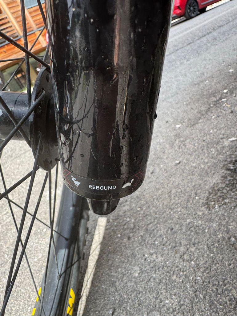Käytetty RockShox Zeb R 170mm 29 Full Clear Protect 2023 bike — kuva 6 / 9