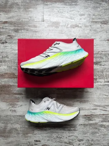 Used New Balance Fresh Foam X More V4 bike — image 4 of 5