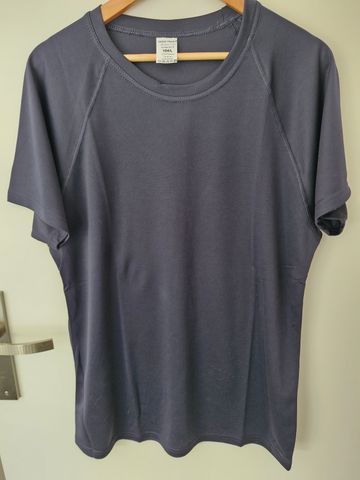Used Sweat France Lot de 2 t-shirt de sport marine Running Clothing