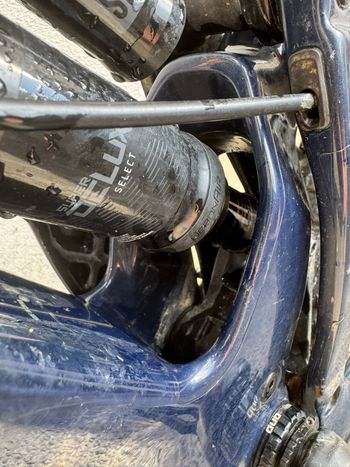 Used RockShox Super Deluxe 230x62.5 2023 bike — image 5 of 6