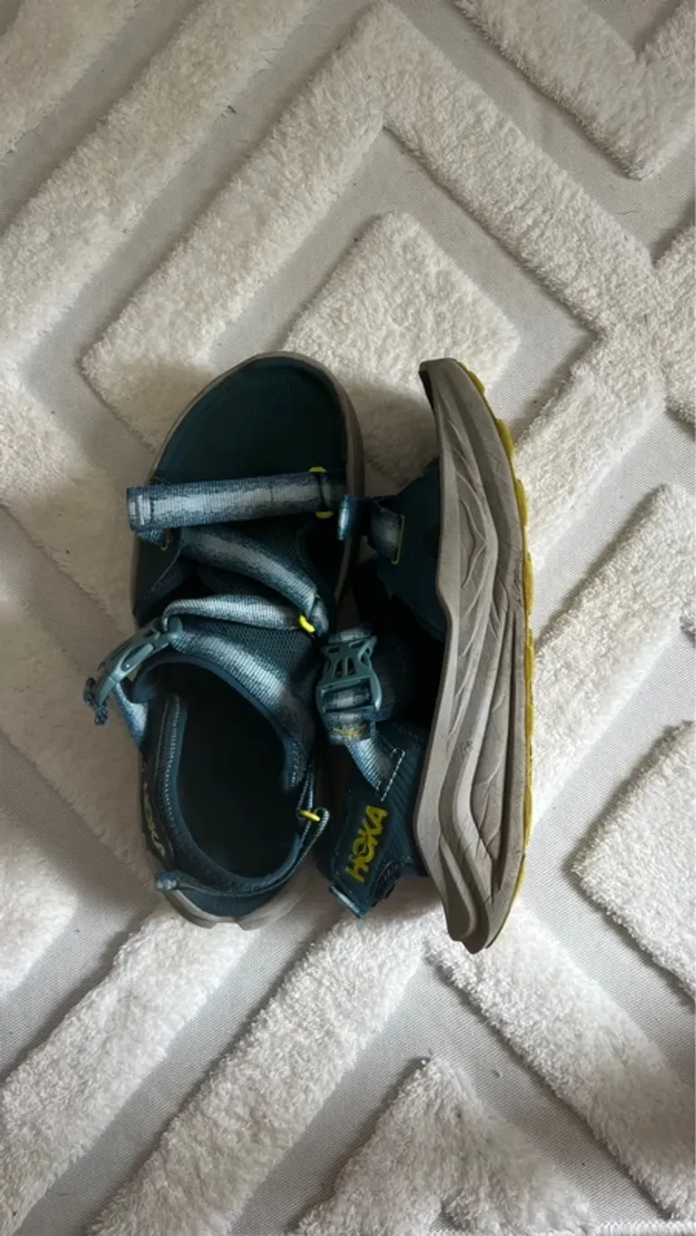 Used Hoka Sandalen bike — image 1 of 4