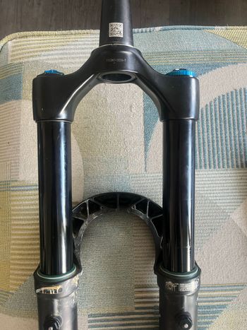 Used Fox Racing 38 GRIP2 Damper Upgrade + CSU 2023 bike — image 3 of 8