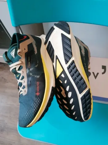 Pegasus React Trail 4 Gore-Tex bike de segunda mano — imagen 4 de 10