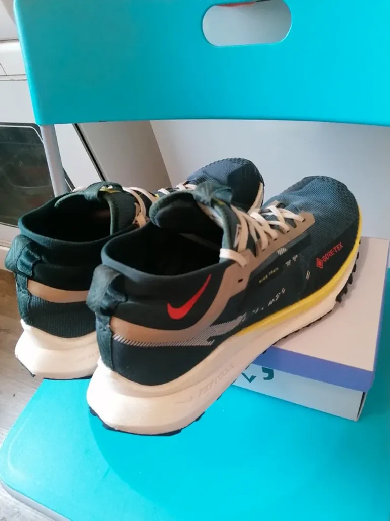 Pegasus React Trail 4 Gore-Tex bike de segunda mano — imagen 3 de 10