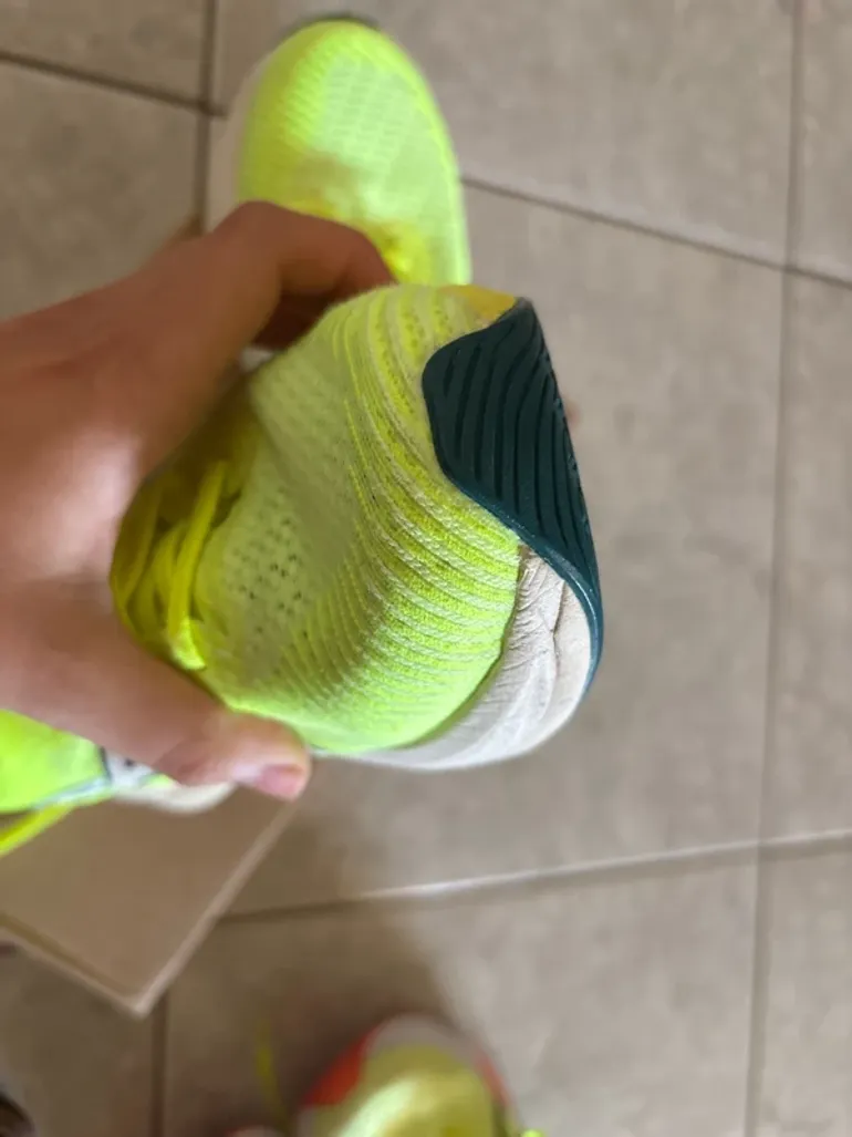 Asics Scarpe da corsa bike usato — immagine 5 di 6