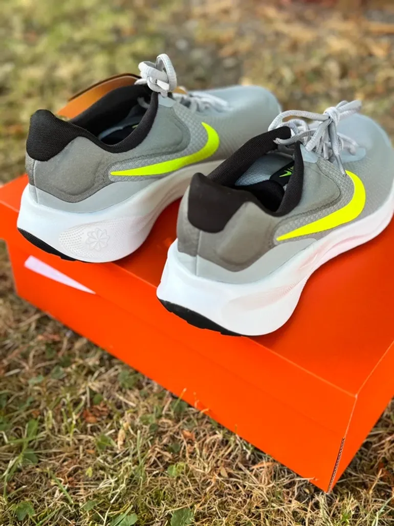 Brugt Nike Revolution 7 bike — billede 5 af 5