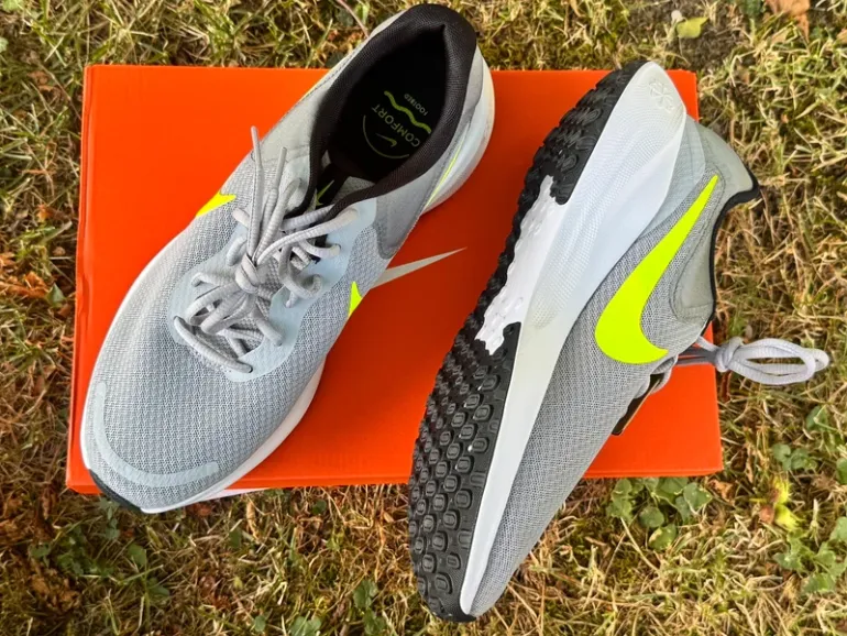 Brugt Nike Revolution 7 bike — billede 2 af 5
