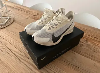 Nike Vaporfly 4 bike d'occasion
