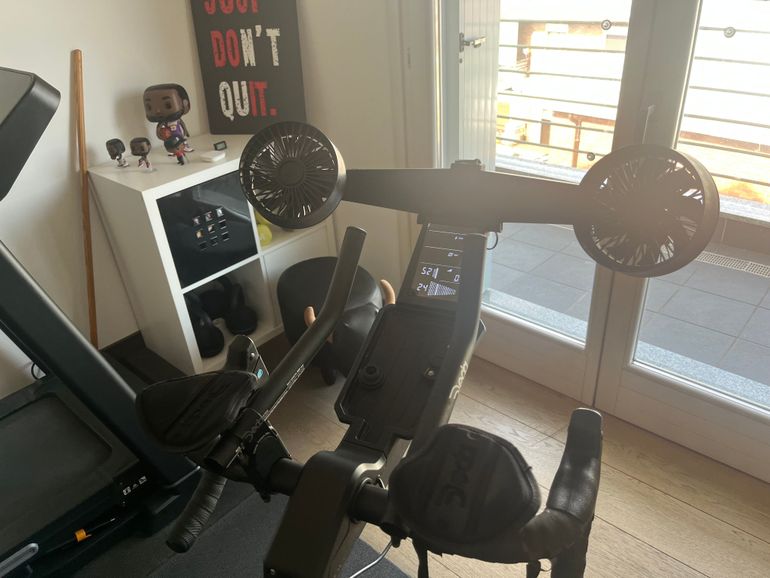 Used Garmin NEO Bike Plus Smart Trainer 2025 bike — image 6 of 7