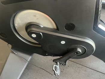 Used Garmin NEO Bike Plus Smart Trainer 2025 bike — image 7 of 7