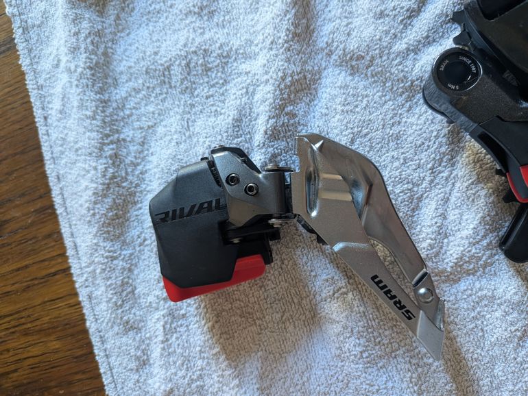 Used Sram Rival AXS 12-speed 2024 bike — image 13 of 20