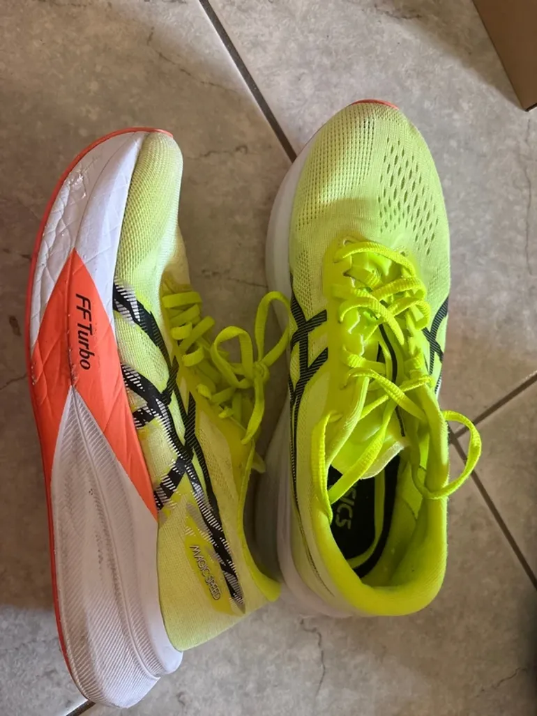 Used Asics FF turbo bike — image 1 of 5