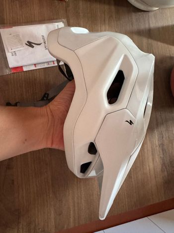 Used Specialized Tactic 4 Helmet 2024 bike — image 6 of 7